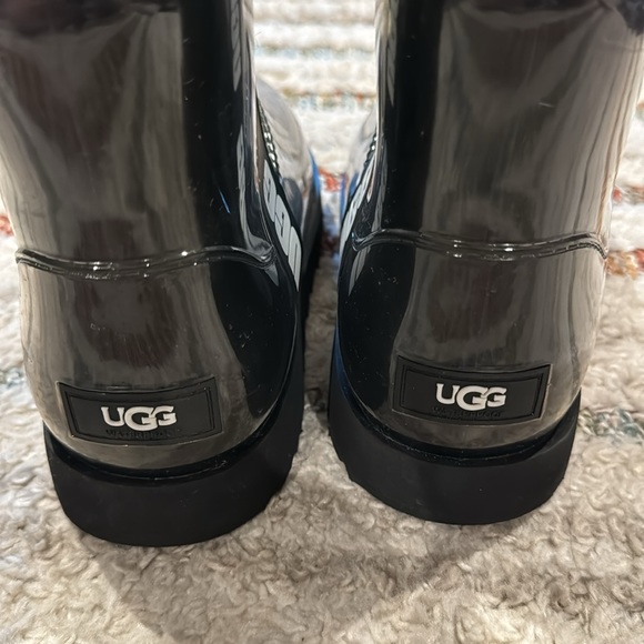 Black Ugg boots excellent condition maybe worn once . Size 9 - Picture 5 of 6
